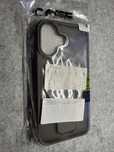Sprzedam etui z podstawka do iPhone 16
