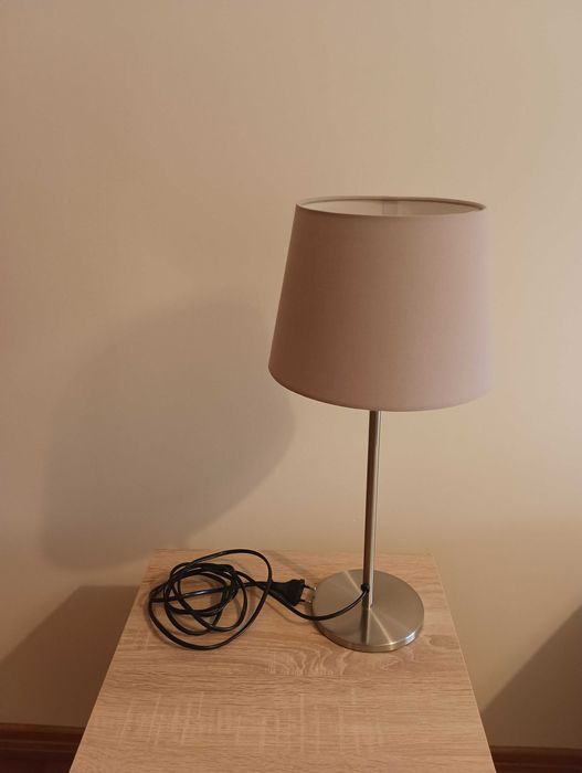 1 candeeiro tecto + 2 candeeiros peq.