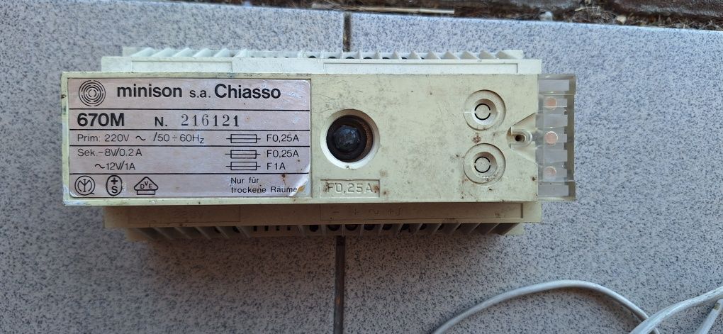 Transformator szynowy Minison Chiasso 670m 8v 12v zasilacz