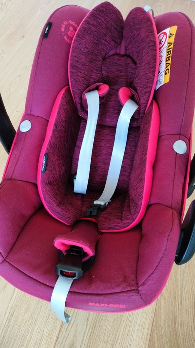 sprzedam fotelik Maxi Cosi Pebble Pro i-Size z bazą FamilyFix3