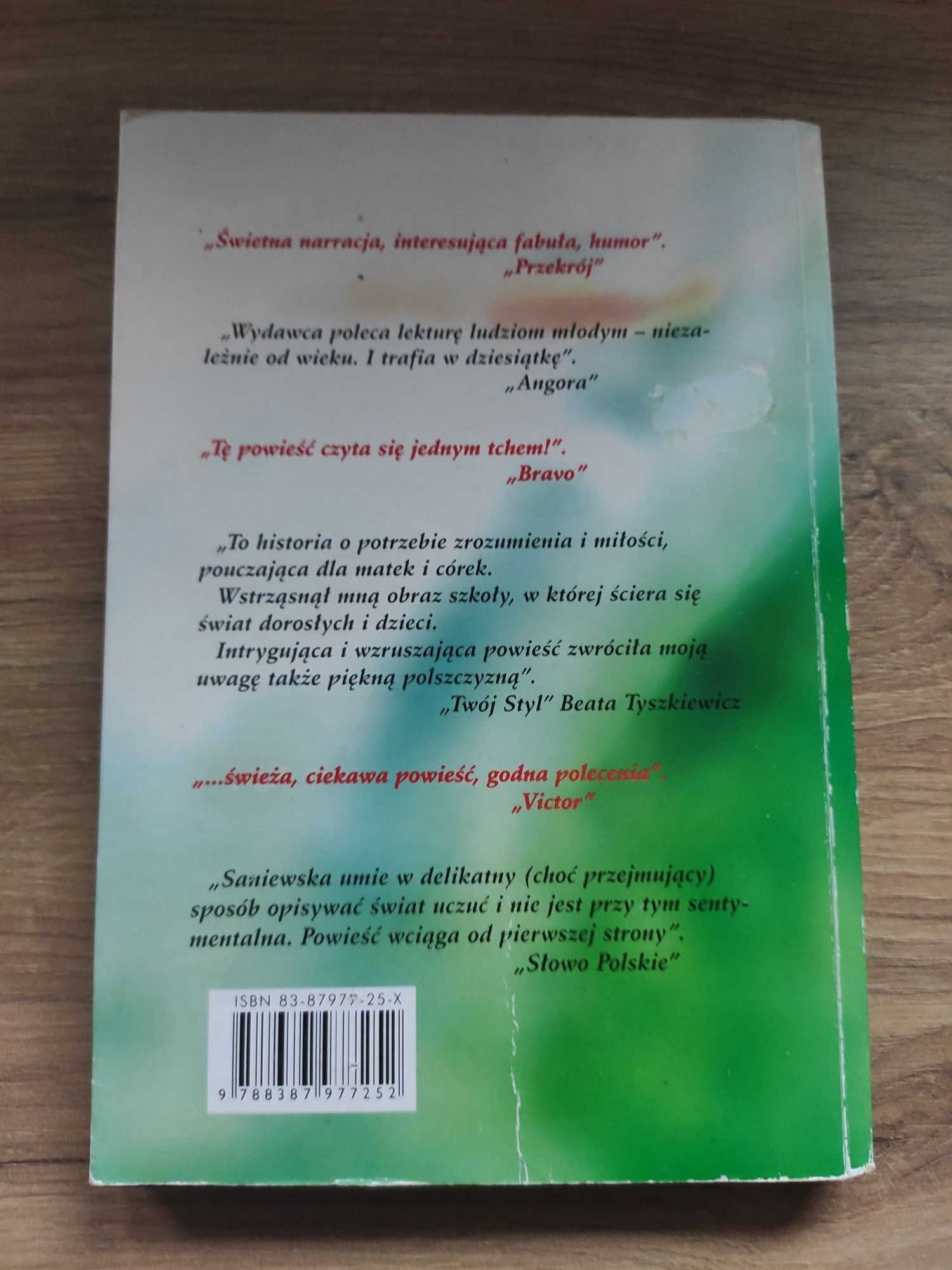 książka Helena saniewska mały wielki świat