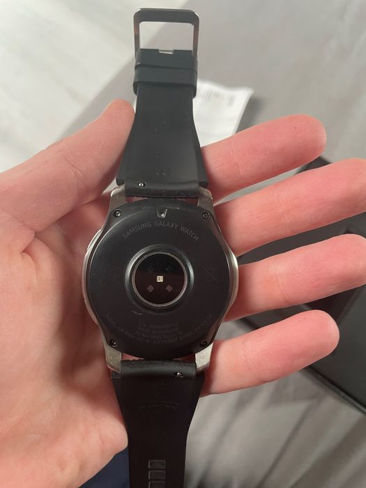 Samsung galaxy watch 46mm SM-R800