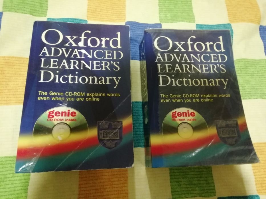 Livros diversos em bom estado