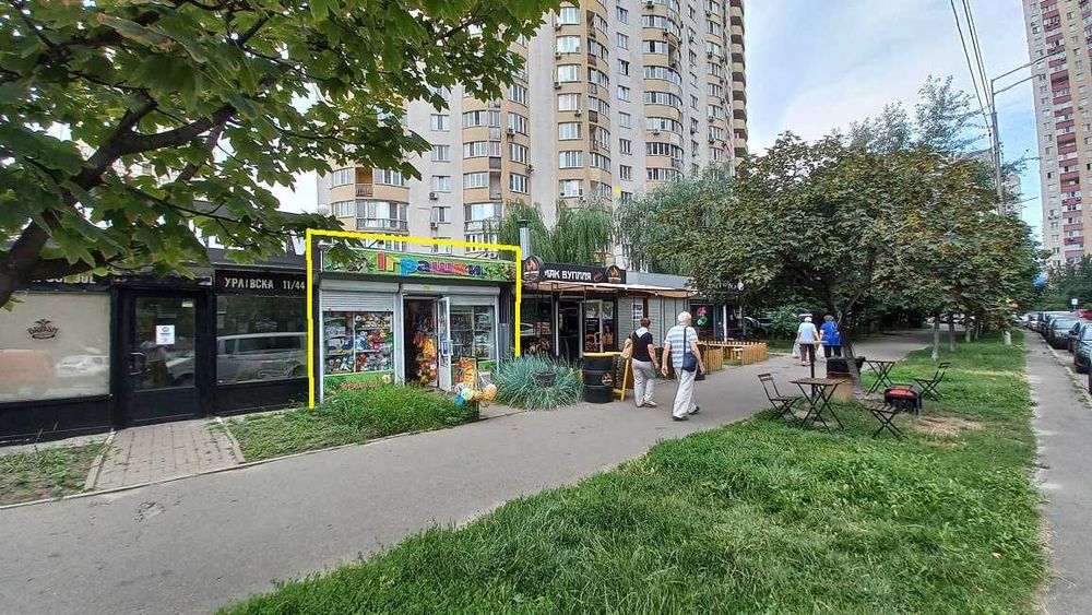 Оренда фасадного МАФу, вул. Урлівська, Дарницький район. Без комісії