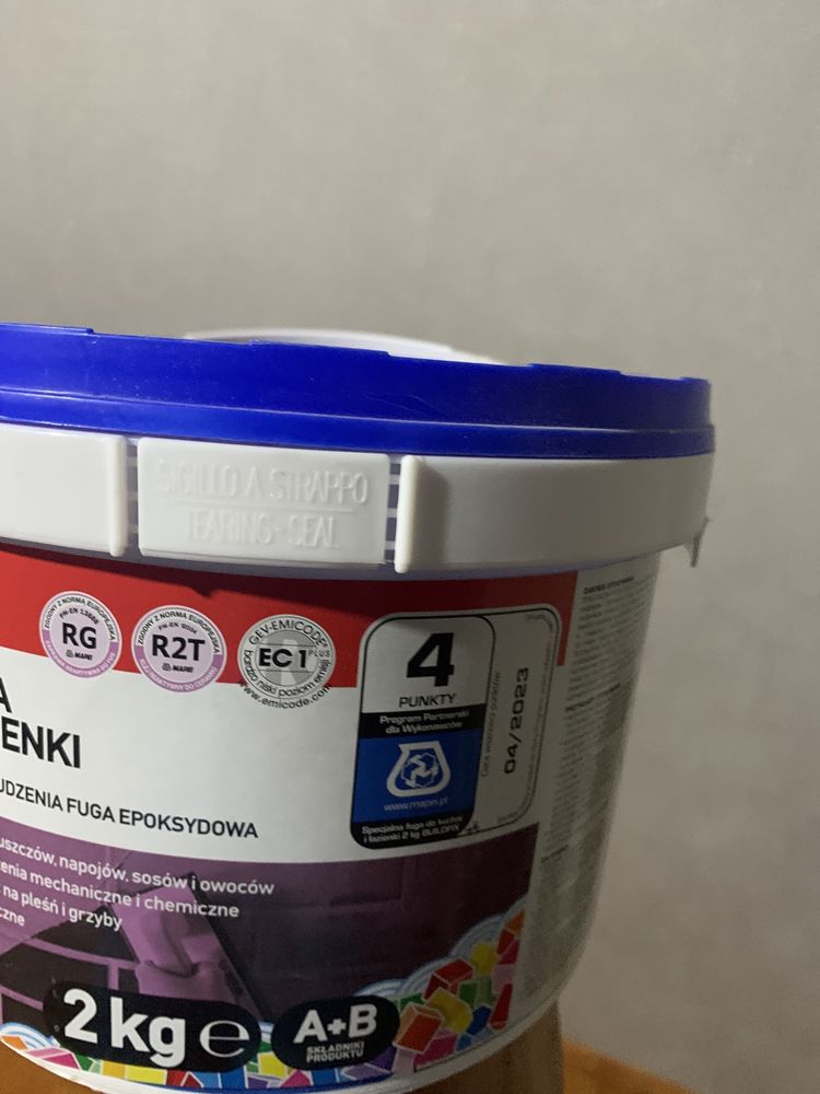 Mapei Buildfix Tytan Karmel Specjalna figa do kuchni łazienek 1 i 2 kg