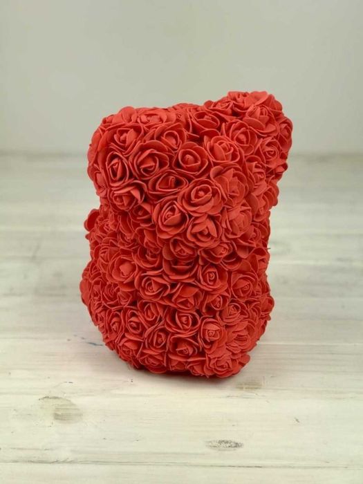 Мишка из роз 25 см. В подарочной упаковке розы