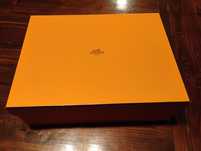 Karton firmy Hermes
