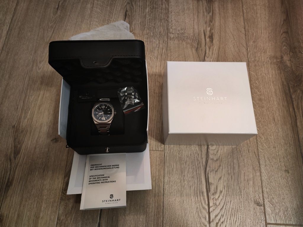 Zegarek automatyczny Steinhart Architect Black, Swiss Made