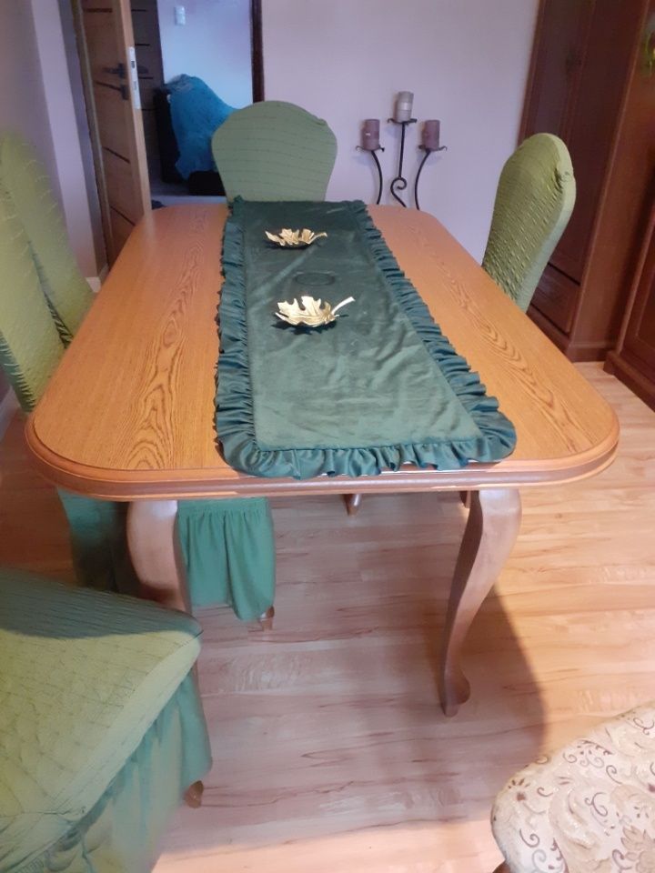 Sprzedam zestaw stół z 6 krzesłami