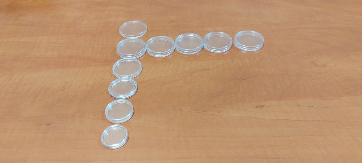 Kapsle na monety 10 sztuk plastik