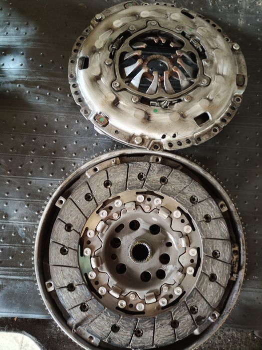 Jak nowe sprzęgło docisk koło dwumasowe volkswagen passat b6 golf 5