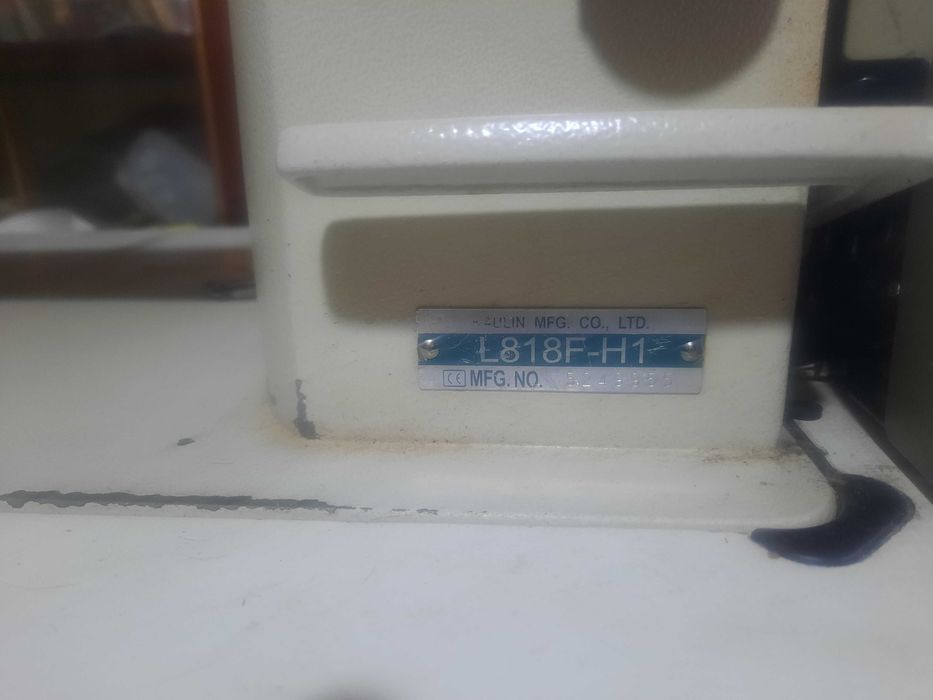 Продам швейные,обрезочные машины, Siruba