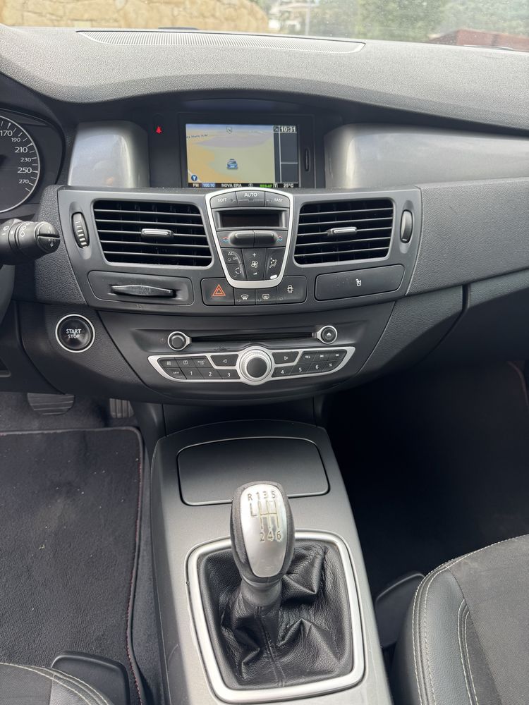 Renault Laguna break - Exclusive