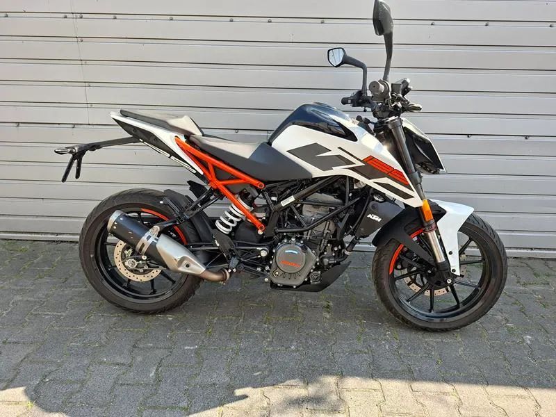 KTM Duke KTM 125 Duke kat B 6400 km !!!