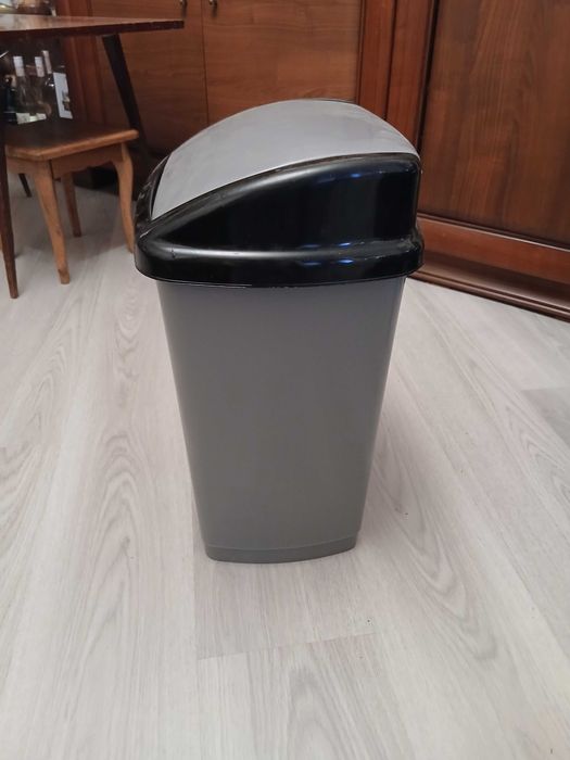 Мусорное ведро пластиковое урна