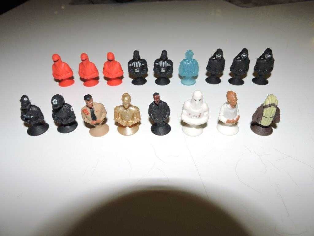 Zestaw Figurek STIKEEZ zwierzątka Star Wars owoce smerfy - 60 szt.