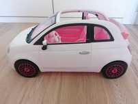 Carro Fiat descapotável Barbie