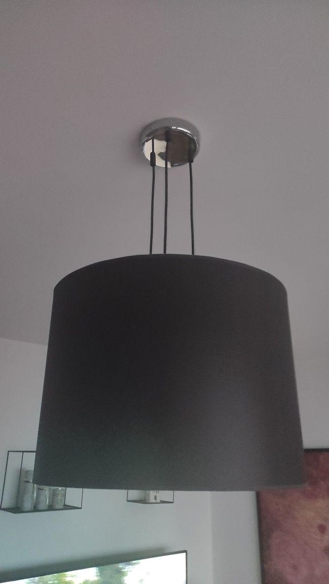 Lampa czarna na 3 żarówki