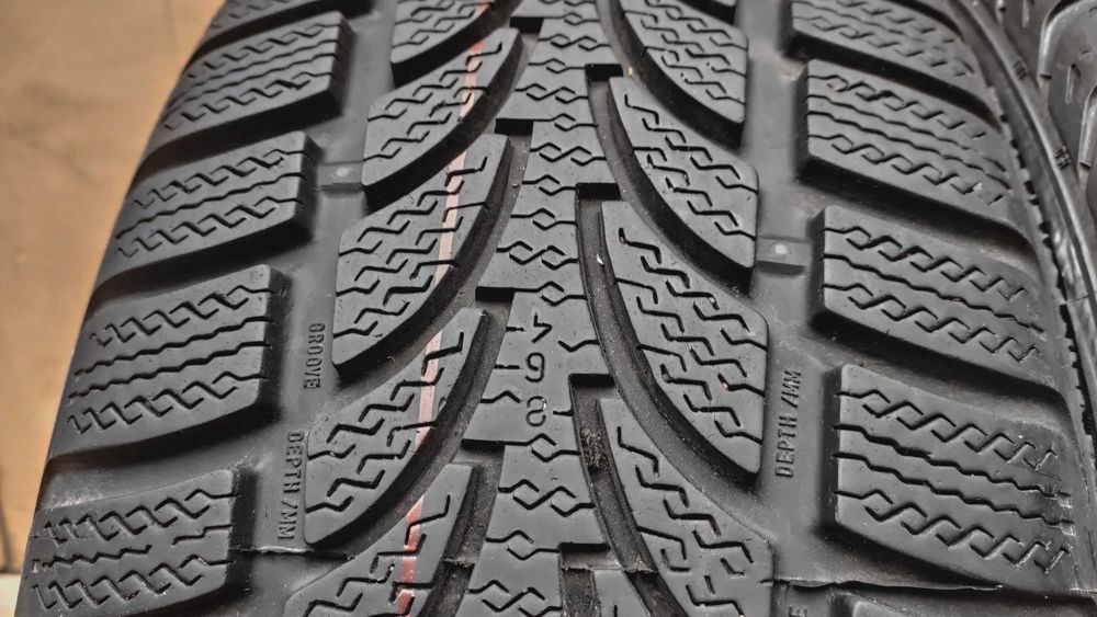 шини зимові 215/55R16.  Nokian. 2023р.