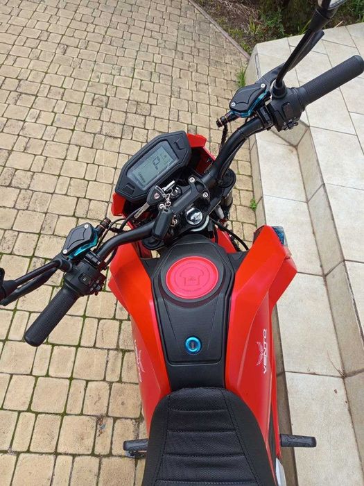 Електробайк Nitron 2800Вт электромотоцикл електроскутер ШЛЕМ В ПОДАРОК