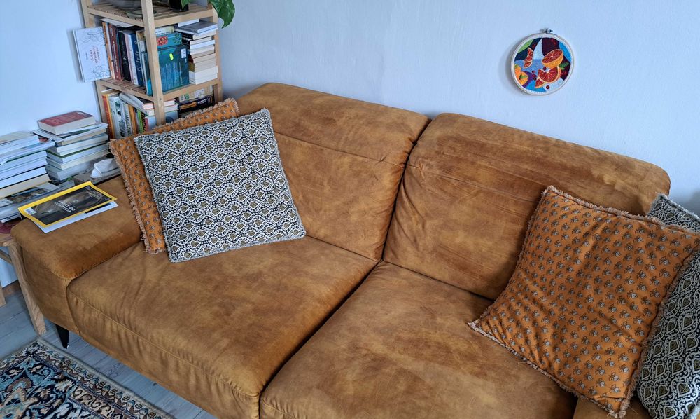 Sofa WOŚP unikat marki LivingRoom