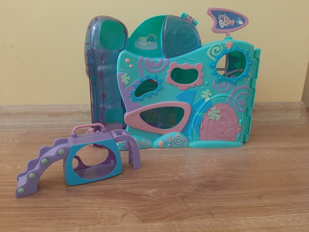 Domek Littlest PetShop i zjeżdalnia