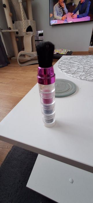 Brokat cień polecam