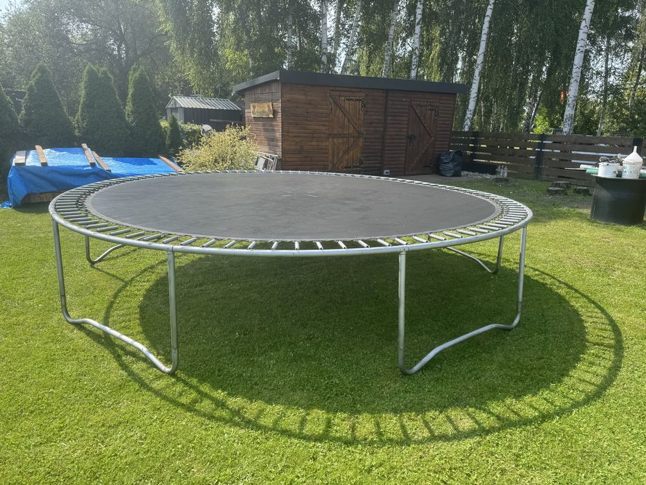 Trampolina ogrodowa