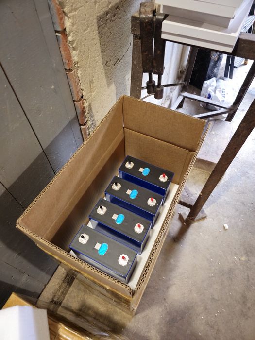 Комірки EVE LiFePo4 314 акумулятори lifepo4