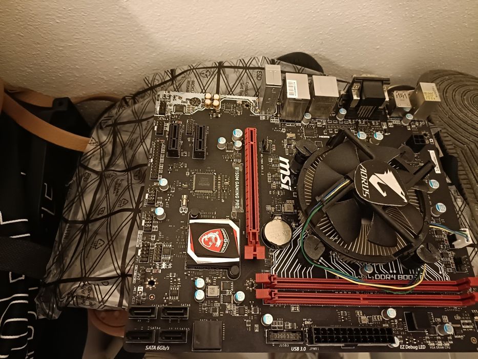 Bundle Intel i5 boar ASUS e 8gb ram
