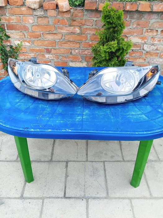 Lampy przednie Seat ibiza 4