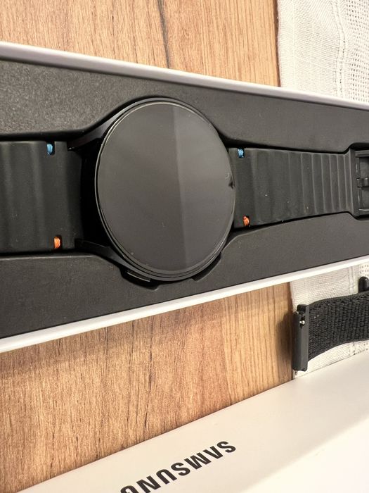Samsung Galaxy watch 6.  44mm stan bdb! Komplet
