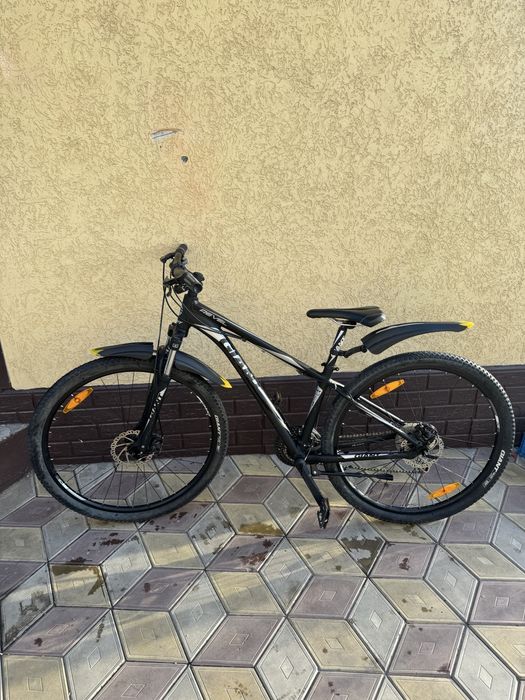 Продам велосипед Giant Revel 29