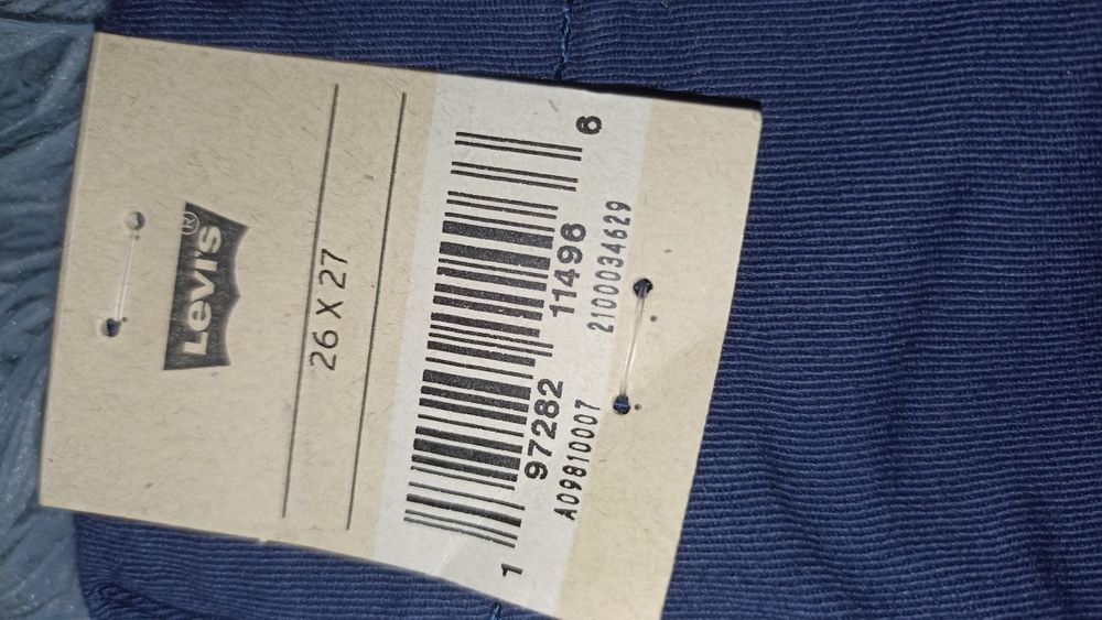 Класичні прямі жіночі брюки Levi's оригінал