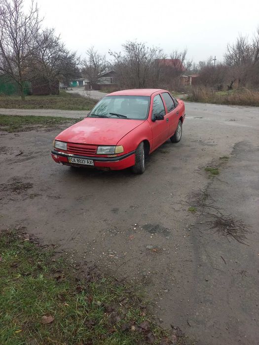 Opel vektra a 1.6  Опель вектра а