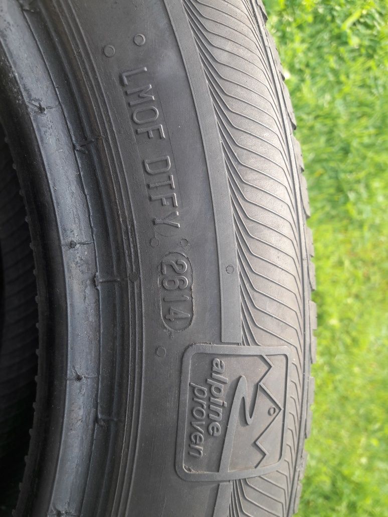 Opony zimowe 205/55 R16 po jednym zezonie
