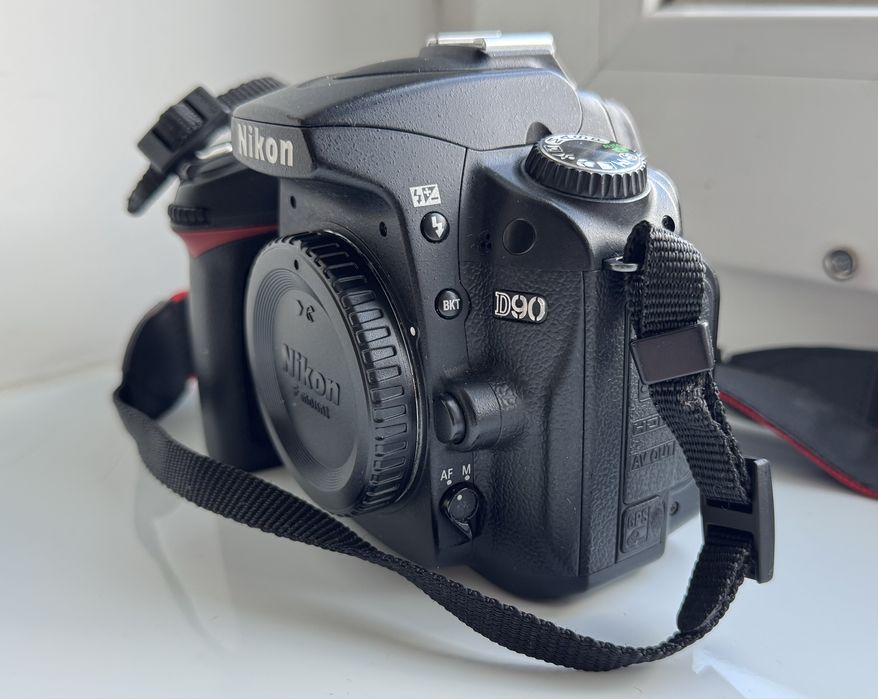 Фотоапарат Nikon d90 пробіг 41 тис. +сумка,+SD 16 gb. Гарний стан.
