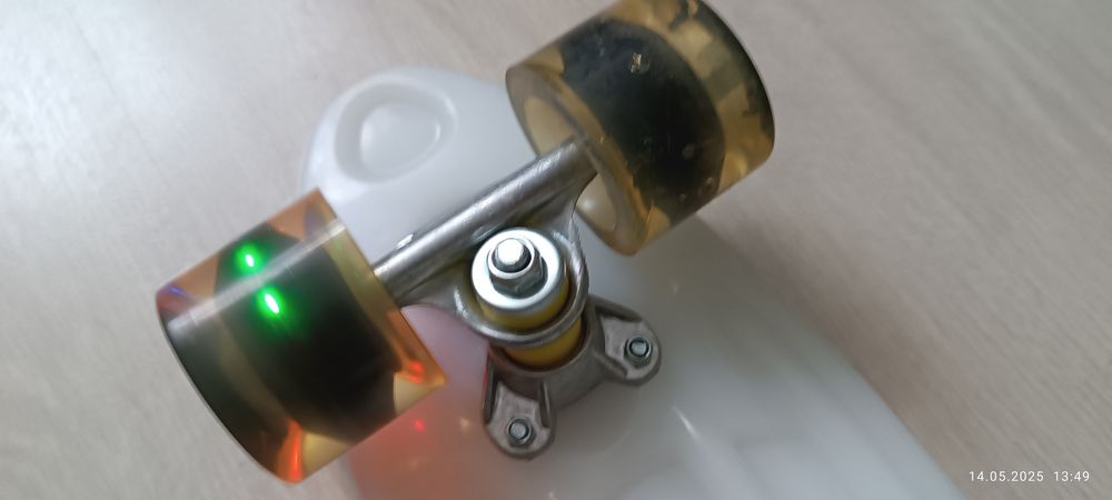 Скейт дитячий, колеса світяться