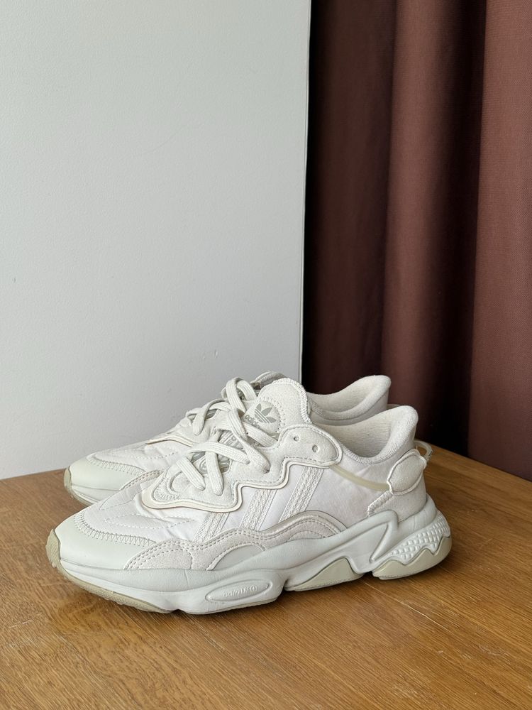 Кросівки adidas ozweego жіночі, Оригінал !
