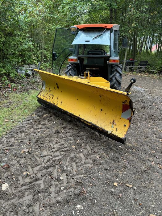 Pług odśnieżny, do śniegu na tuz.