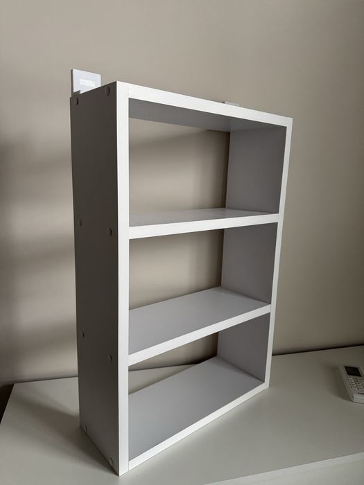 Полочка в идеальном состоянии