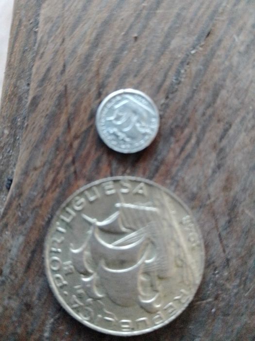 duas Moedas de 2$50