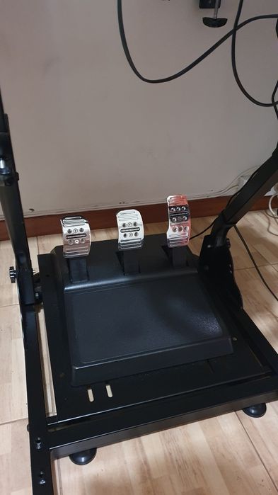 Volante Thrustmaster TX + T3PA + TH8A + Suporte – Sim Racing completo!