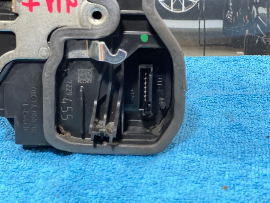 BMW E60 E70 E87 F25 R60 R61 zamek systemowy lewy przód  7 PIN