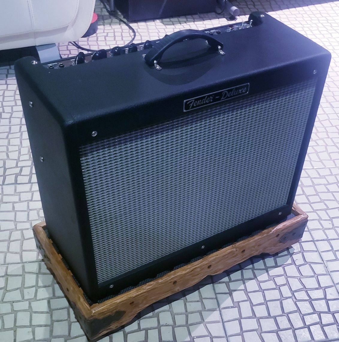 Fender Hot Road Deluxe válvulas made in USA