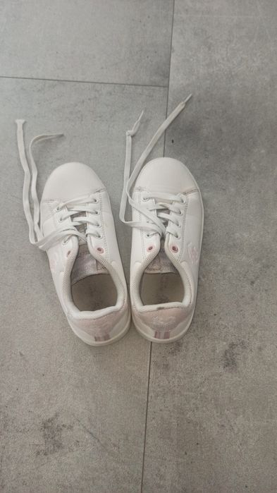 Trampki sznurowane dla dziewczynki