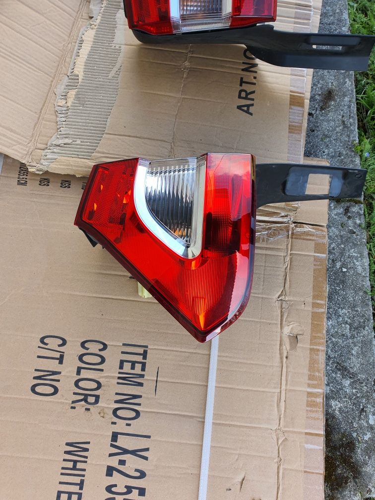 Lampa w błotnik tył lewa prawa Ford Galaxy mk3 lift oryg.