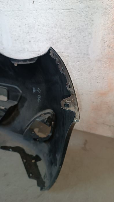 Vendo parachoque de frente Nissan micra K13 ano 2008/14