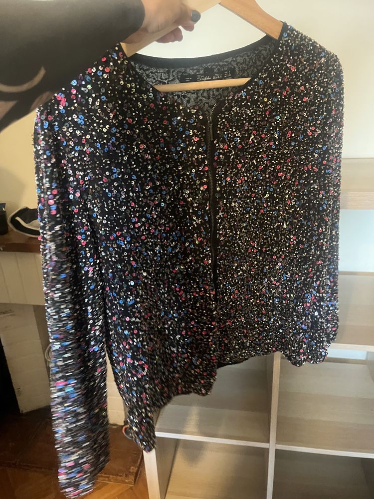 Roupa e acessorios