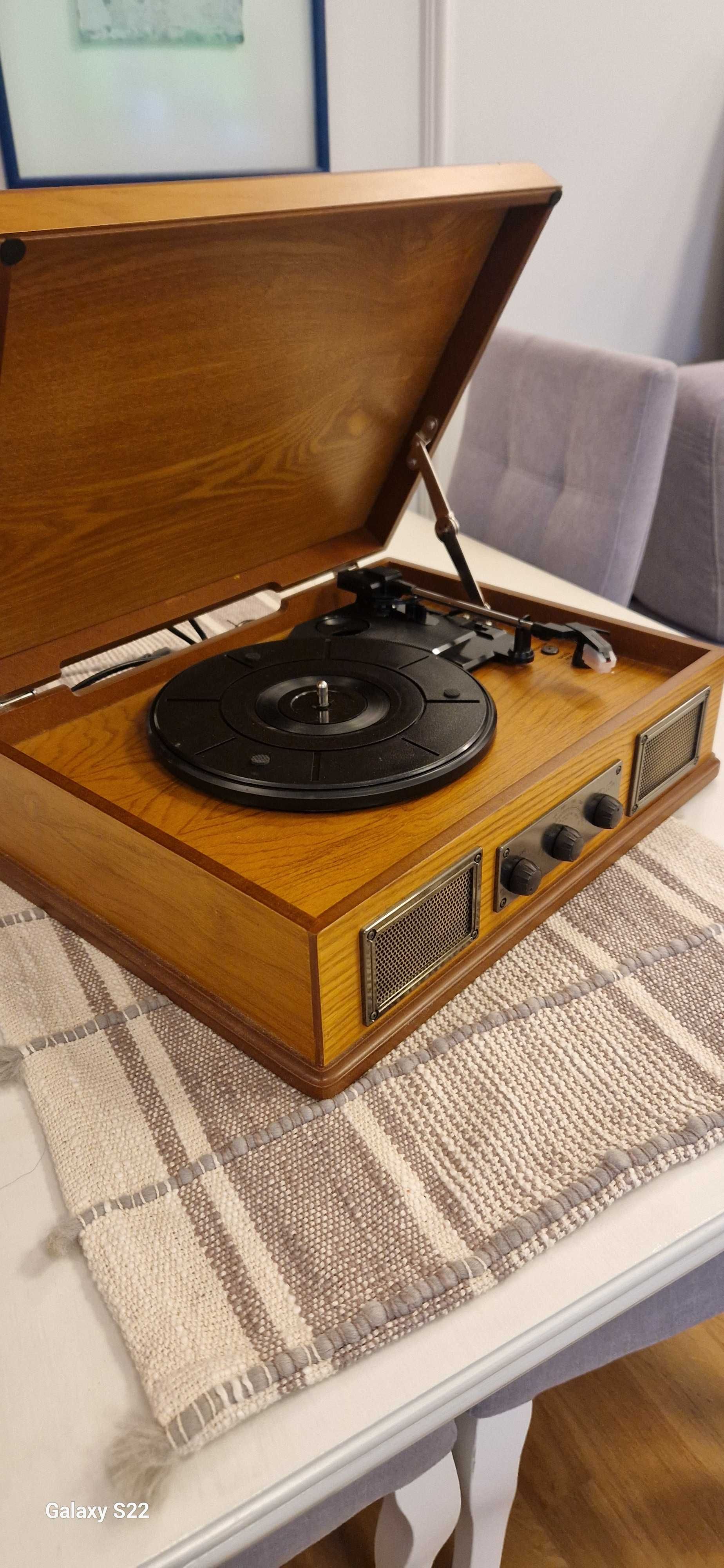 Gramofon / Radio / SD retro